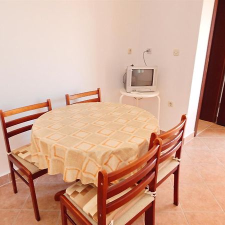 Apartments With A Parking Space Pag - 11358 Паг Стая снимка