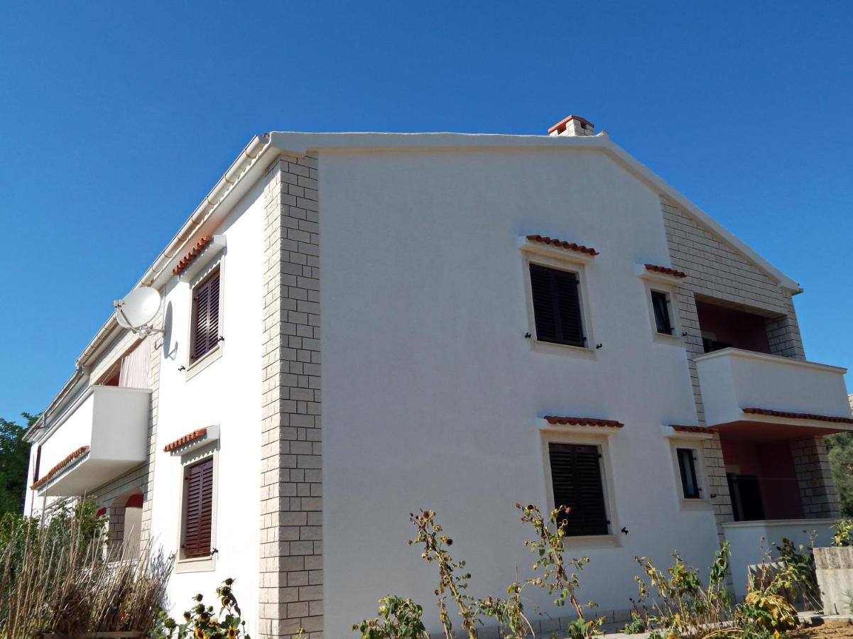 Apartments With A Parking Space Pag - 11358 Паг Екстериор снимка
