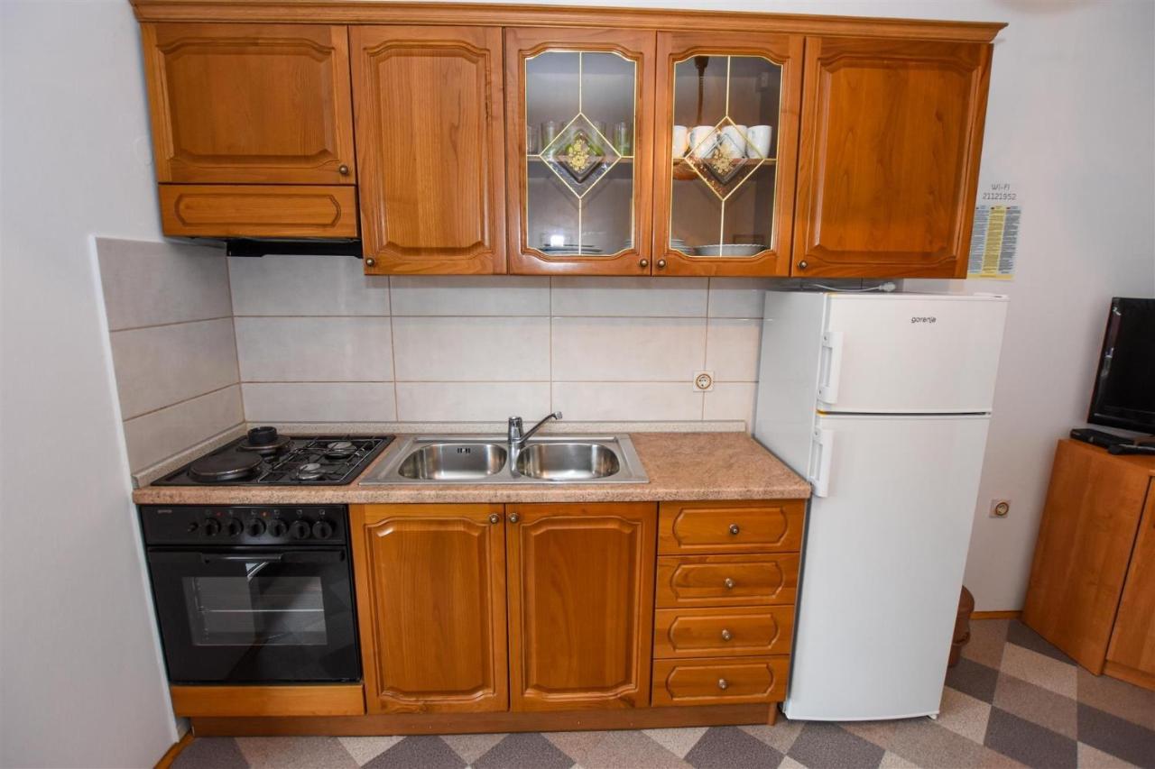 Apartments With A Parking Space Pag - 11358 Паг Екстериор снимка