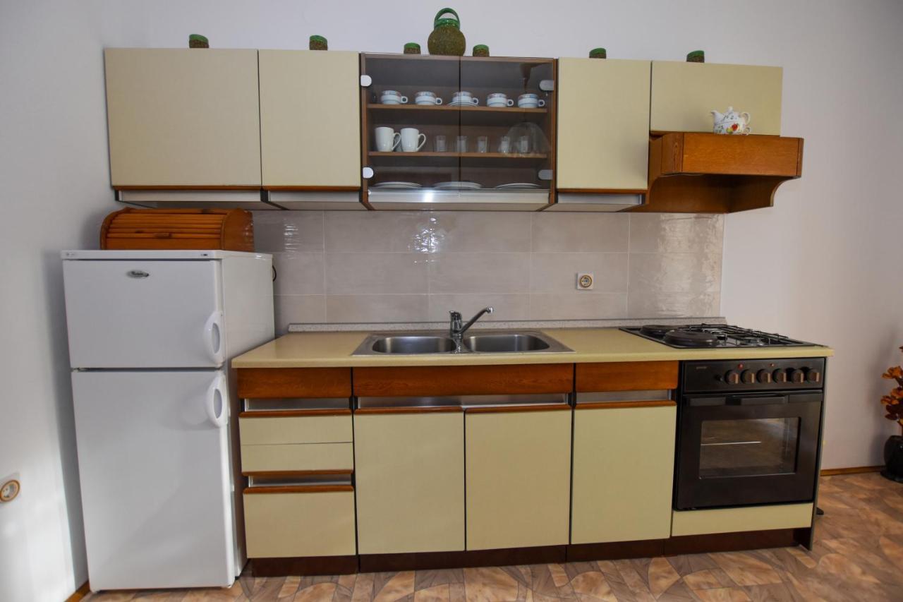 Apartments With A Parking Space Pag - 11358 Паг Екстериор снимка