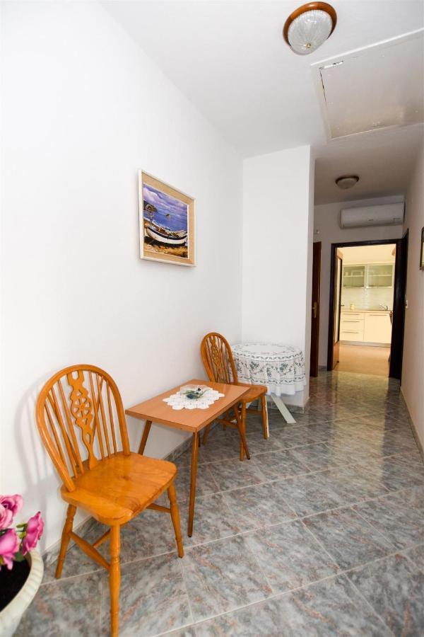 Apartments With A Parking Space Pag - 11358 Паг Екстериор снимка
